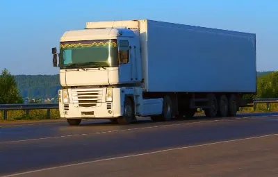 İzmir ile Of Arası Öğrenci Eşyası Taşıma